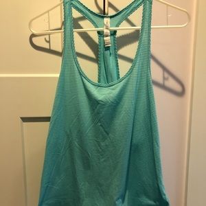 Racer back lululemon workout top